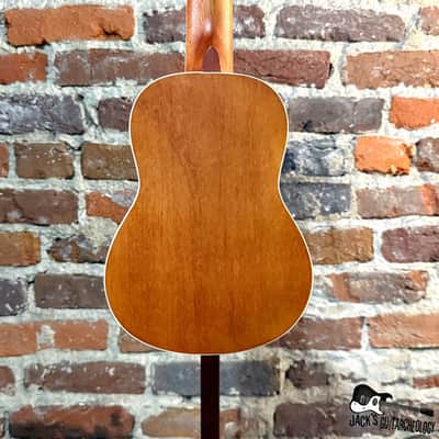 Mitchell MU40NT Soprano Ukulele (2020s - Natural) image 3