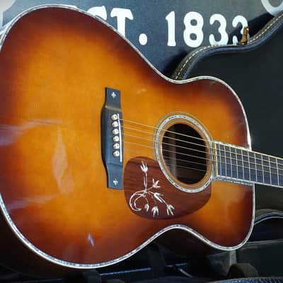 Martin CEO-10 2025 Ambertone image 4