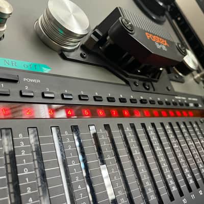 Fostex B-16 16 channels reel to reel 1/2 inch tape recorder image 2