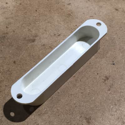 Vintage White Fender Duo Sonic Mustang Musicmaster Guitar Pickup Cover Old Relic image 5