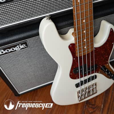 Gregg Guitars PJ5 Bass in Olympic White with an Chambered Ash Body and Roasted Flamed Maple Neck image 14