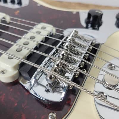2026 Fender Vintera III Early '60s Bass VI - Olympic White image 15