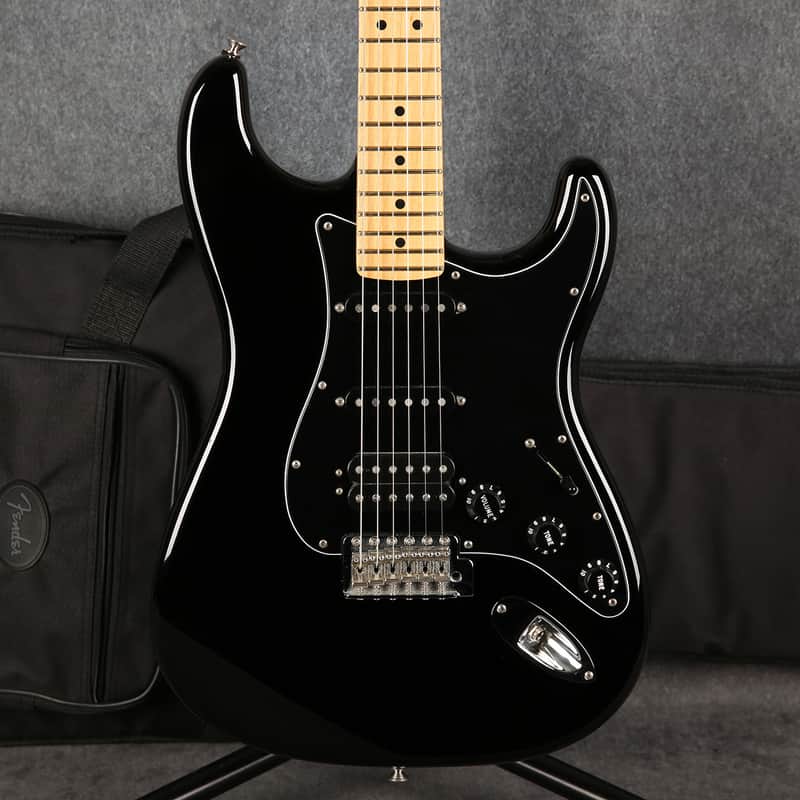 Fender American Special Stratocaster HSS- Black - 2nd Hand