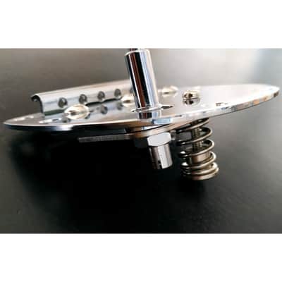 Chrome Fender Jazzmaster/Jaguar Vibrato tailpiece image 8