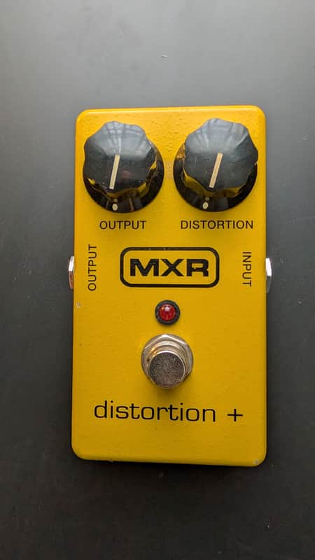 MXR M104 Distortion + 1995 - Present - Yellow image 1