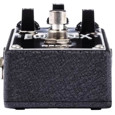 Dunlop EP103 Echoplex Delay Guitar Effects Pedal Kit with 4 Free Cables image 6