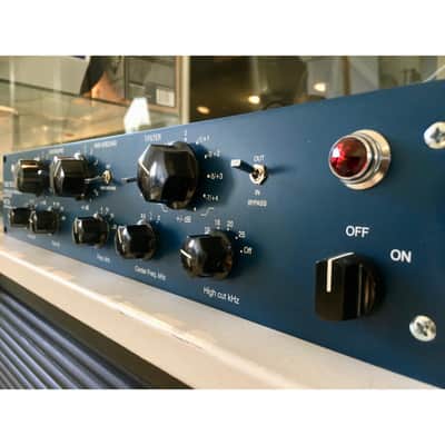 Tube-Tech HLT 2A Stereo Hi and Lo Shelving Equalizer