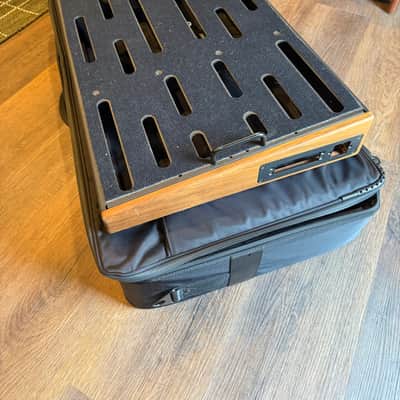 Creation Music Company Elevate 32+ Pedalboard W/ Pro Soft Case image 1