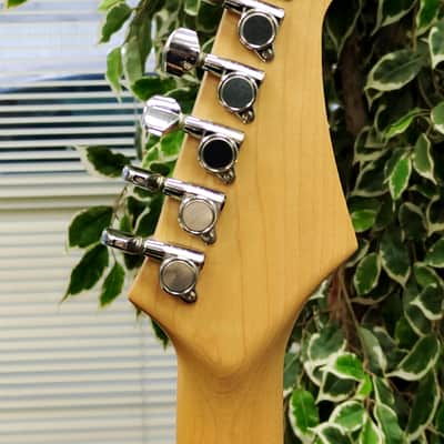 Aria Pro II Magna Series Left Handed Guitar with Hard Shell Square Case image 10