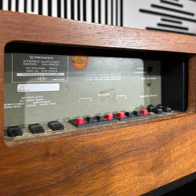 Pioneer SA-9500 80-Watt Stereo Solid-State Integrated Amplifier 1975 - 1979 - Silver image 7