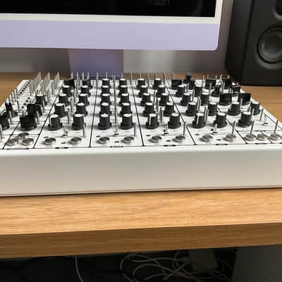 Immagine Soma Laboratory Pulsar-23 (SCREW VERSION) Organismic Drum Machine 2017 - Present - White - 4