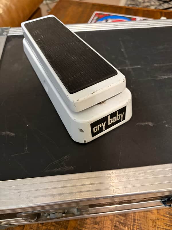 Dunlop 105Q Cry Baby Bass Wah