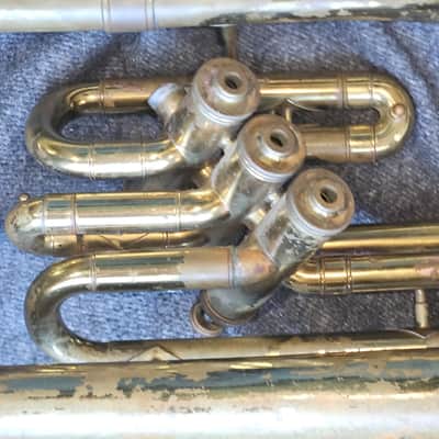Buescher Elkhart Baritone/Tuba, USA, Lacquered Brass, missing MP stem image 4