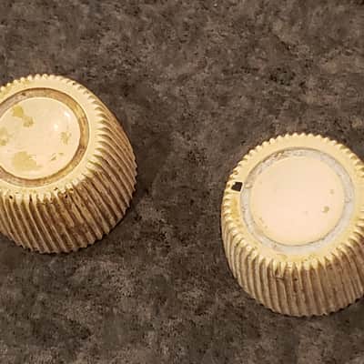 1960 Danelectro Cupcake Knobs 60’s Vintage 50’s DC-1 Shorthorn Volume Tone Silvertone Original image 4
