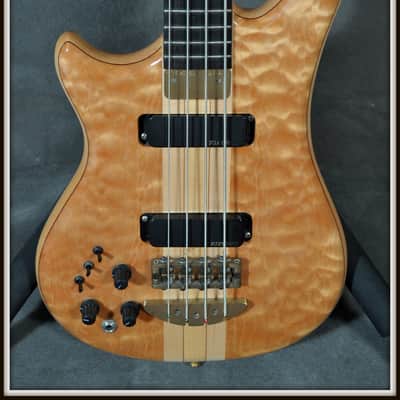 Alembic Custom left handed 4-string bass 1993 Natural Quilted Maple, mint condition image 2