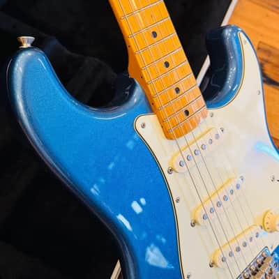Fender FSR Stratocaster 2018 image 3