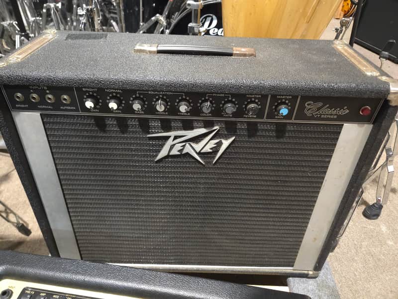 Peavey Classic VT Series 100 50-Watt 2x12" Guitar Combo