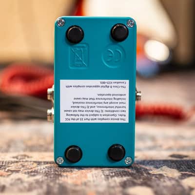 Electro-Harmonix - Eddy Analog Vibrato Guitar Effects Pedal - Floor Model image 6