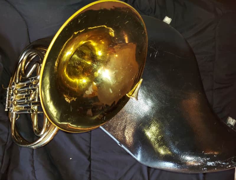 Getzen Caravelle Single French Horn, USA, with case and mouthpiece, Dented image 1