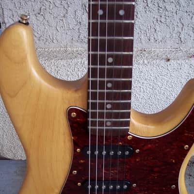 Lotus Stratocaster Style Electric Guitar Japan MIJ L-660 70s-80s Natural Tortoise Pickguard image 3