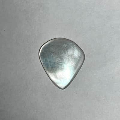 Handmade Medium White Shell Pick 2025 image 2