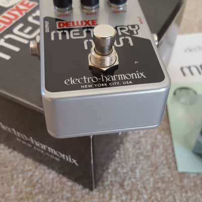 Electro-Harmonix Nano Deluxe Memory Man 2021 - Present - Silver / Black image 9