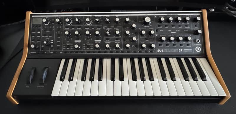 Moog Subsequent 37 Analog Synth