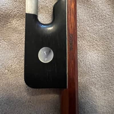 Jay Haide Modèle artistique à l’ancienne 2008 - Antiqued and JohnPaul nickel-mounted Brazil wood viola bow image 13