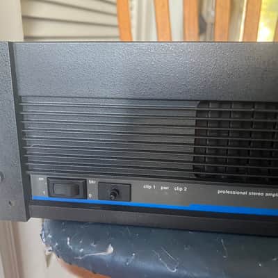 QSC Model 1400 2 channel power amp with Rack mount bolts/washers. Ex-church. Looks near new. image 2