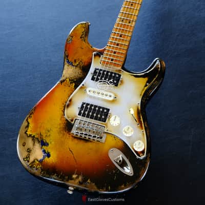 Fender Stratocaster Honey Burst H/S/H Reverse Headstock Aged Relic (RARE) image 5