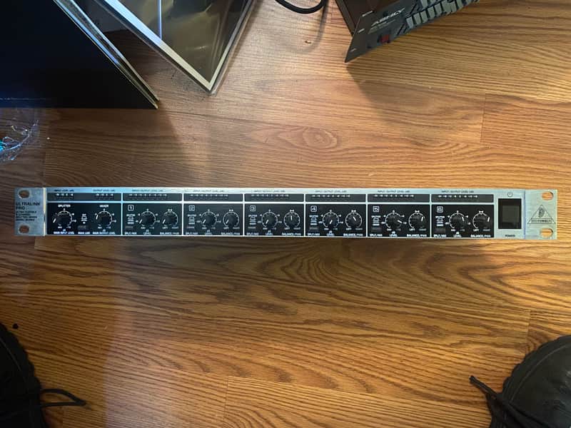 Behringer Ultralink Pro MX882 8-Channel Mixer / Splitter 2010s - Black / Silver image 1