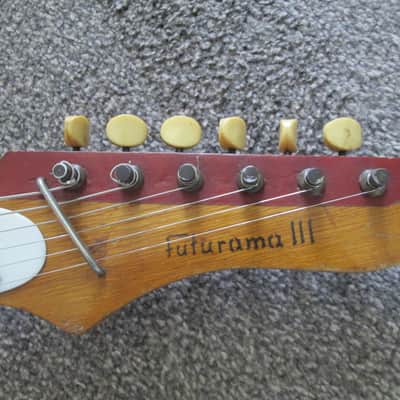 Futurama model III electric  guitar late 50's/early 60's red image 7