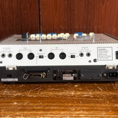 Roland MSQ-700 MIDI DCB multi-track digital keyboard recorder image 3