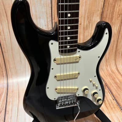 Fender Stratocaster Elite BLK 1983 + Case (Usado) image 4