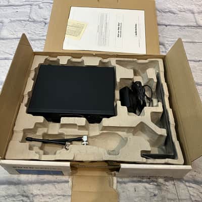 Audio Technica ATW-R2100 2000 Series UHF Wireless Receiver image 2