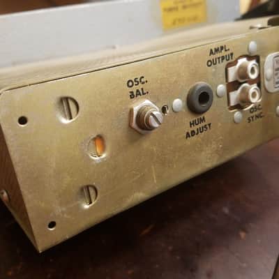 Viking RP-61 (VU) Rackmount Tube record/playback amplifier VU meter 1950s - Hammered grey metallic paint image 8