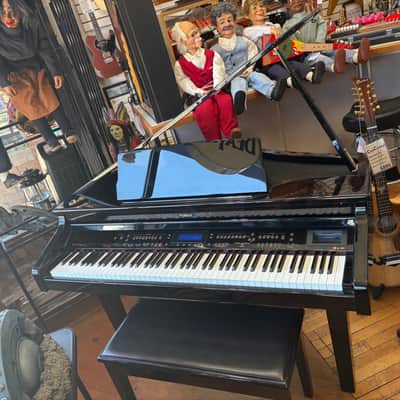 Roland KR-777 Mini-Grand Digital Piano 1996-2001 - Black Gloss image 3