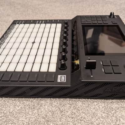 Akai Force Standalone Music Production - Light signs of use, includes Decksaver, SSD and original packaging. image 4
