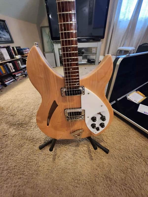Rickenbacker 6-string 330 Maple Glow 2021 - Maple Glo | Reverb Canada