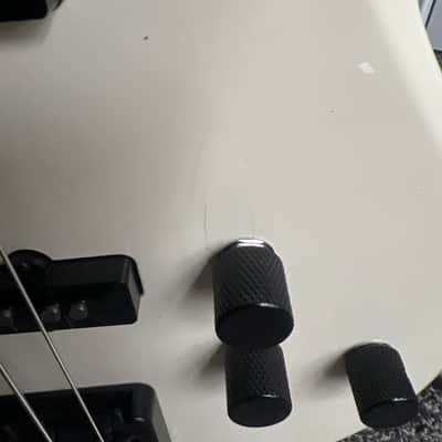 Carvin LB-20 1990 - Ivory image 3
