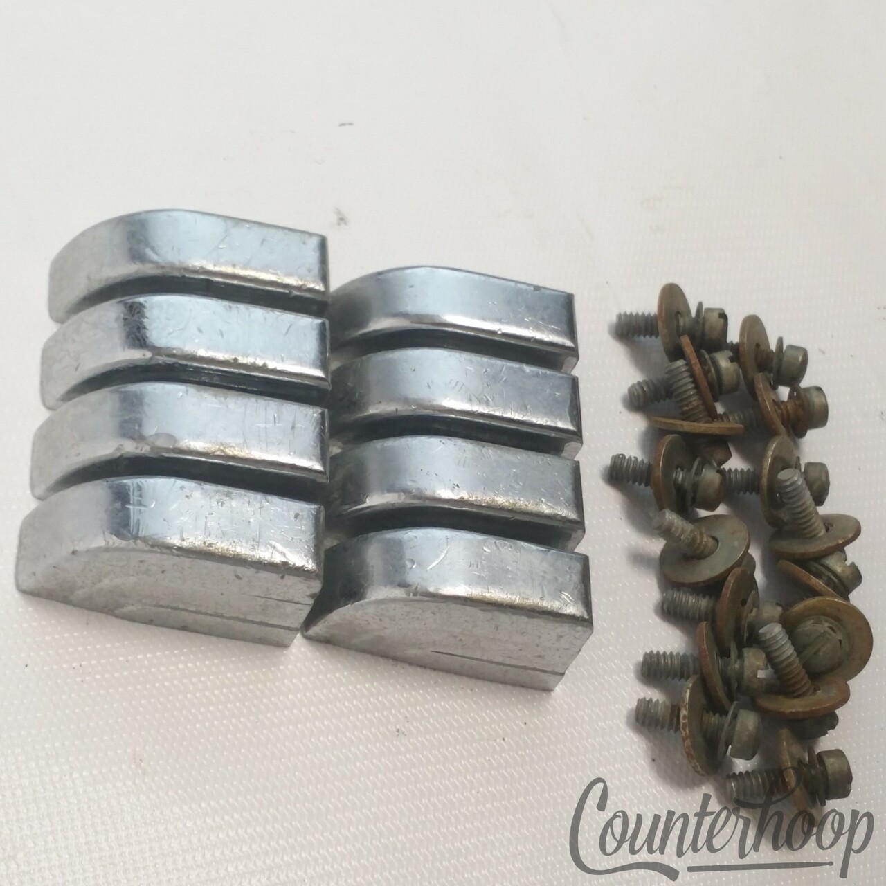 Leedy 8x Beavertail Tom/Snare Drum Lugs Chrome No-Tab Elkhart,IN USA 40s-50s OG — main photograph