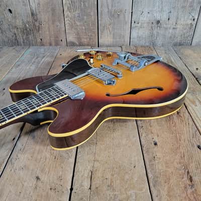Gibson ES-330 with Factory Bigsby - All Original 1966 - Sunburst image 11