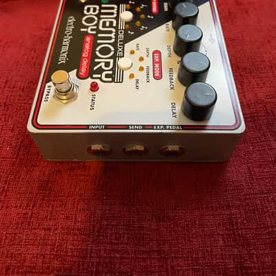 (Mint) Electro-Harmonix Deluxe Memory Boy Tap Tempo Analog Delay 2010 - Present - Black / White / Red image 3