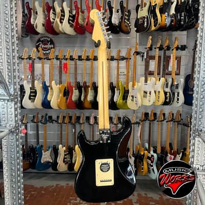 Fender   American Stratocaster Black 2004 image 8
