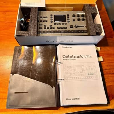 Elektron Octatrack MkII Dynamic 8-Track used image 3