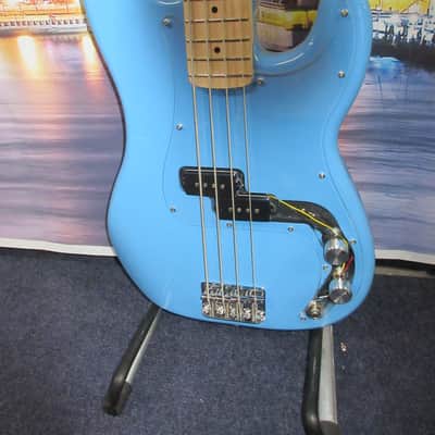 ~Cashified~ Squier Precision Bass w/Clear Pickguard: Check out the Electronics image 11