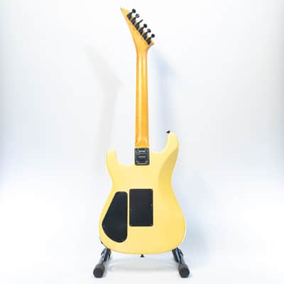 1987 Charvel Model 3 - Electric Guitar with Gigbag - Pearl White image 4