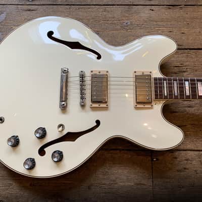 2018 Gibson ES-335 Big Block Retro LTD Release in White & hard shell case image 17