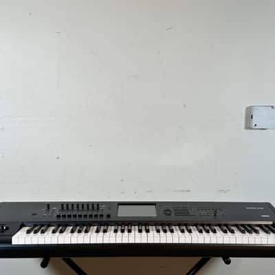 Korg Kronos 73-Key Music Workstation Keyboard w/ SKB Travel Case image 7