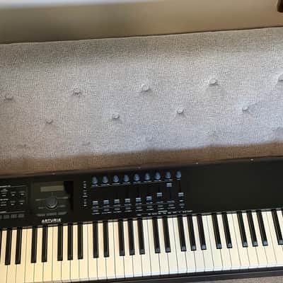 Arturia KeyLab 88 MkII MIDI Controller 2021 - Black image 5